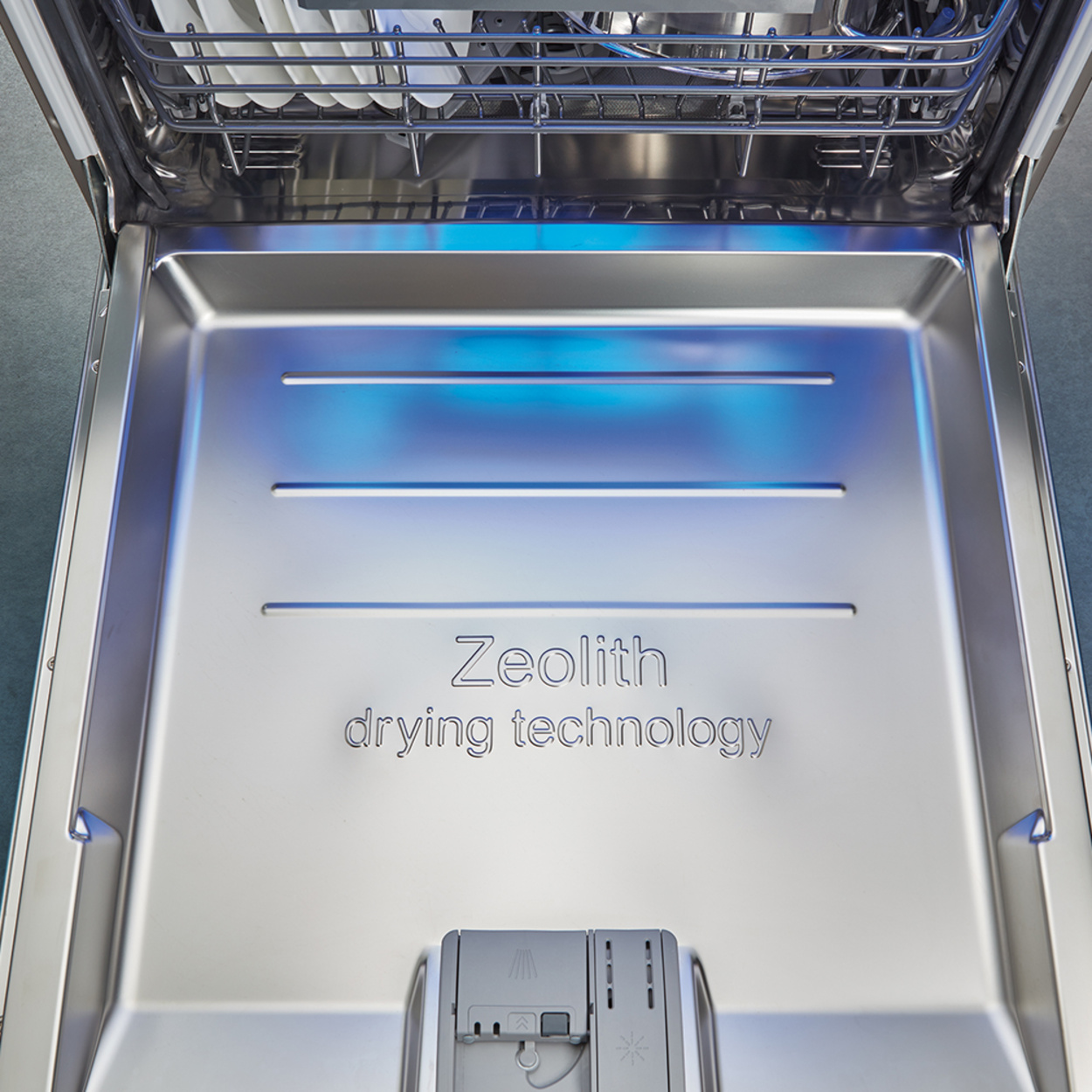 Zeolith Trocknen – Für glänzende Spülergebnisse bei Elektro Stumpf GmbH in Neuenmarkt